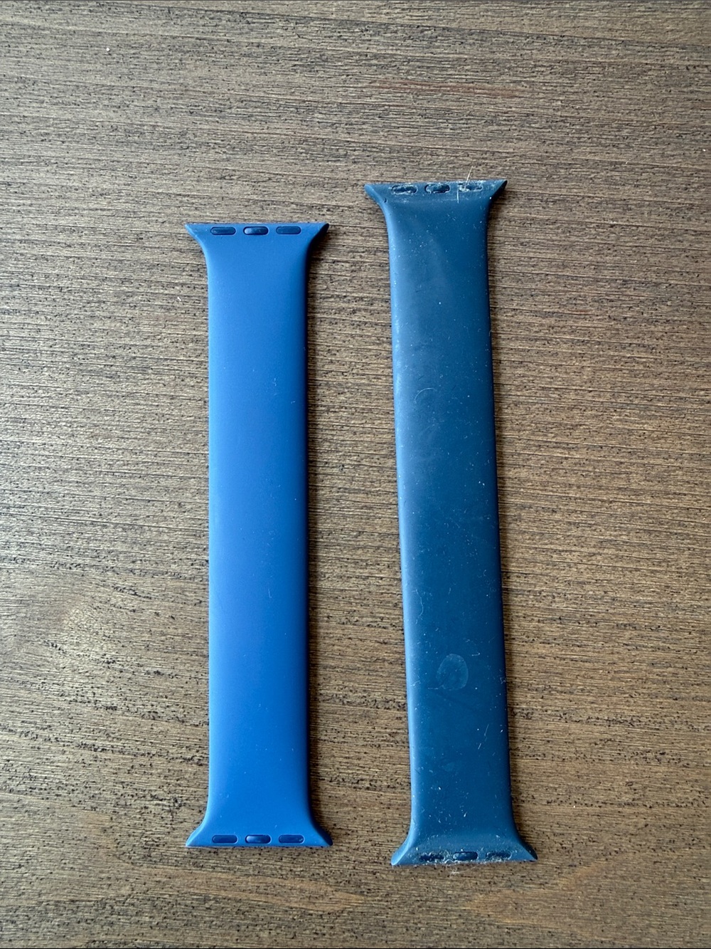 Assorted Apple Watch Bands - Picture 4 of 5